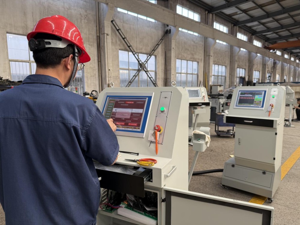 Fully Automatic Pipe Bending Machine