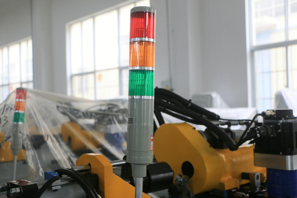 Fully Automatic Pipe Bending Machine